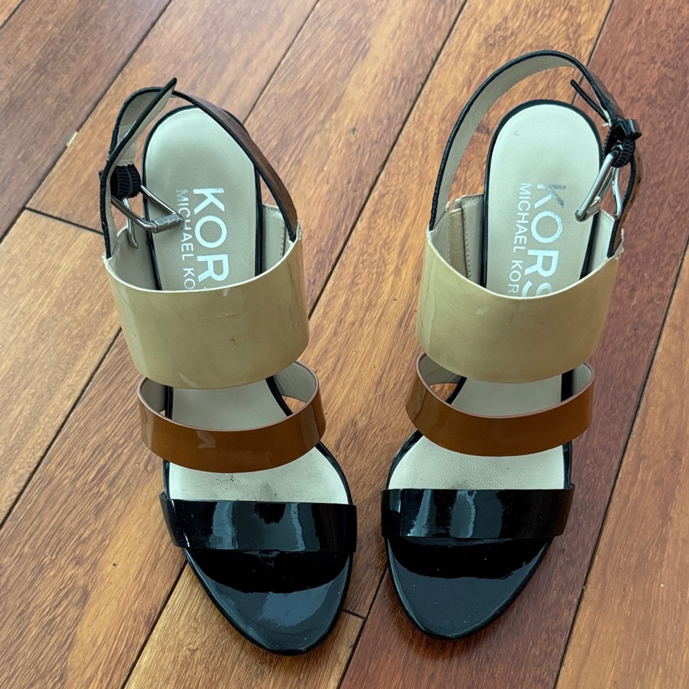 Kors Michael Kors Black and Tan Heeled Sandals - Picture 2 of 6